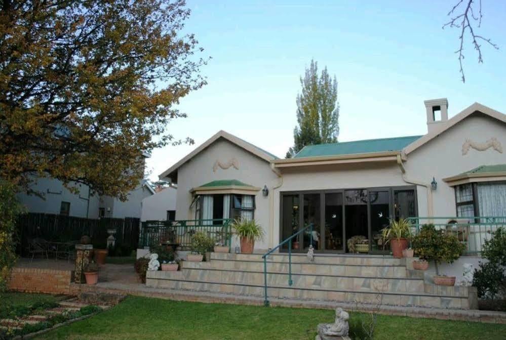 Golden View Luxury Self Catering Villa Clarens Eksteriør bilde
