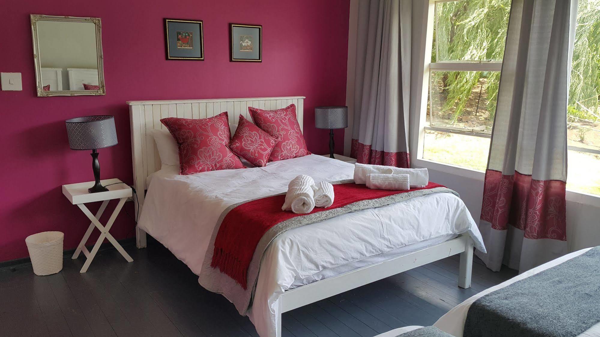 Golden View Luxury Self Catering Villa Clarens Eksteriør bilde