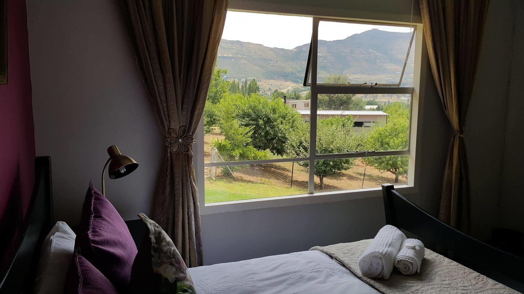 Golden View Luxury Self Catering Villa Clarens Eksteriør bilde