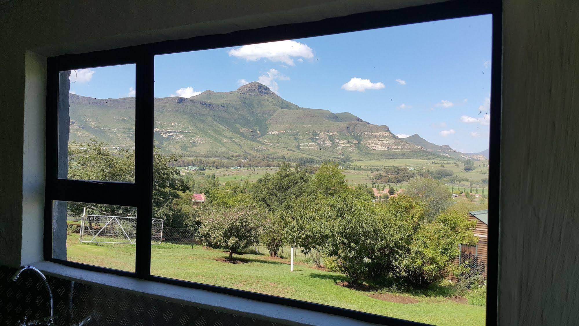 Golden View Luxury Self Catering Villa Clarens Eksteriør bilde